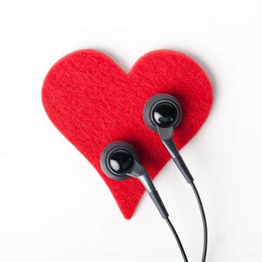 Herz mit Kopfhörern